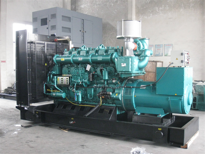 冀州200KW 柴油发电机的油耗是多少?